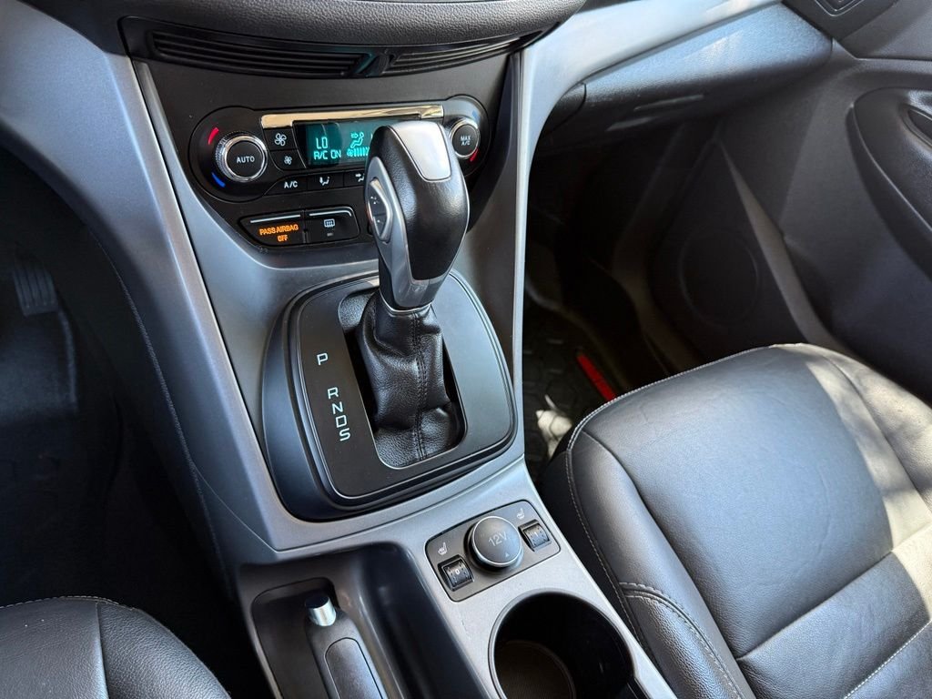 Used 2015 Ingot Silver Ford SE image 23