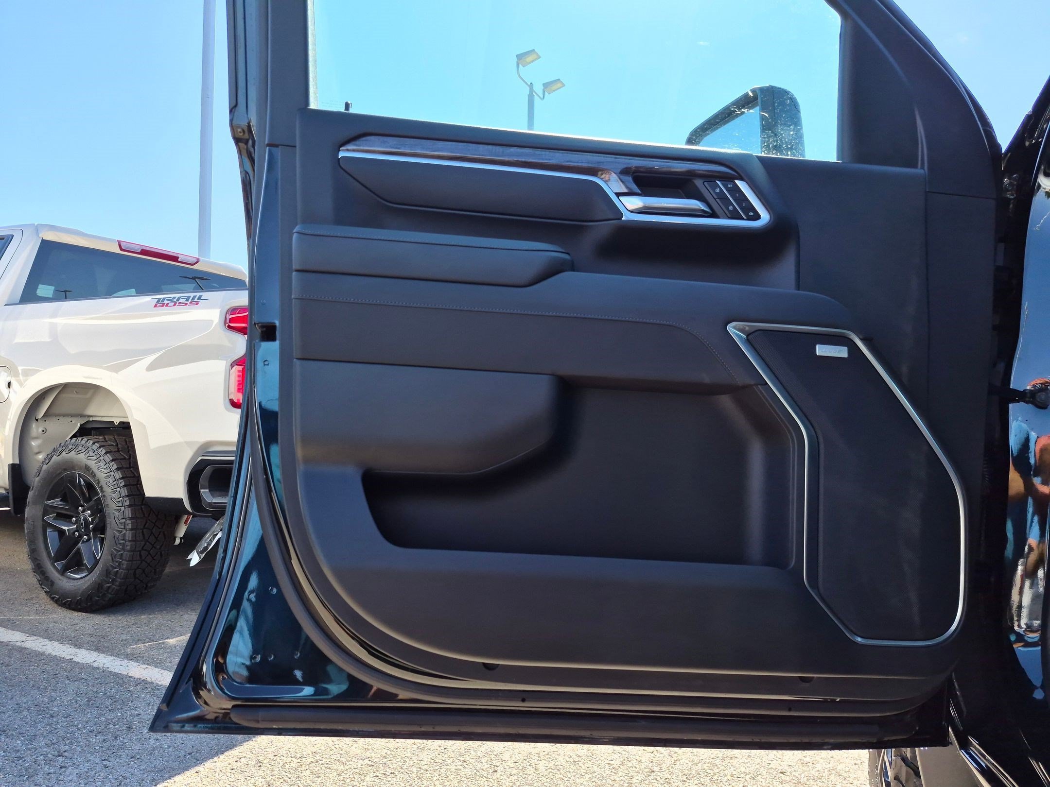 Used 2026 Black Chevrolet LTZ image 12