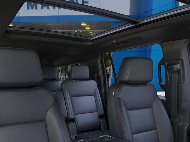 2026 Chevrolet Suburban Z71 - Photo 24