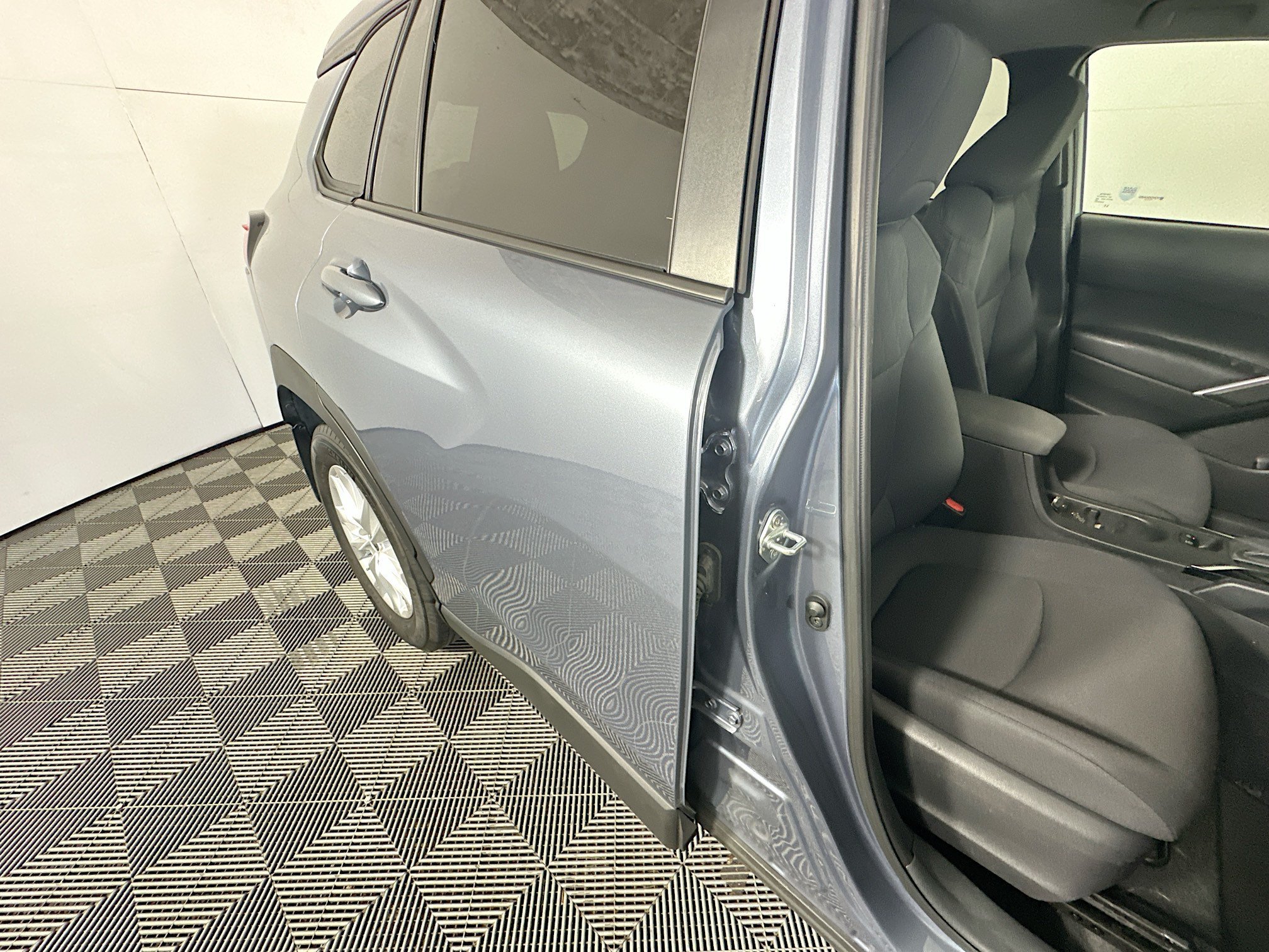 Used 2023 Celestite Toyota LE image 28