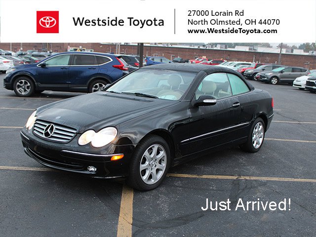 Used 2004  Mercedes-Benz CLK 320 image 1