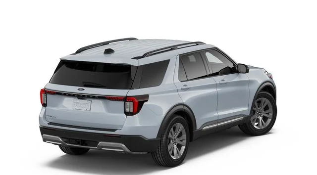 New 2026 Space White Metallic Ford Active image 3
