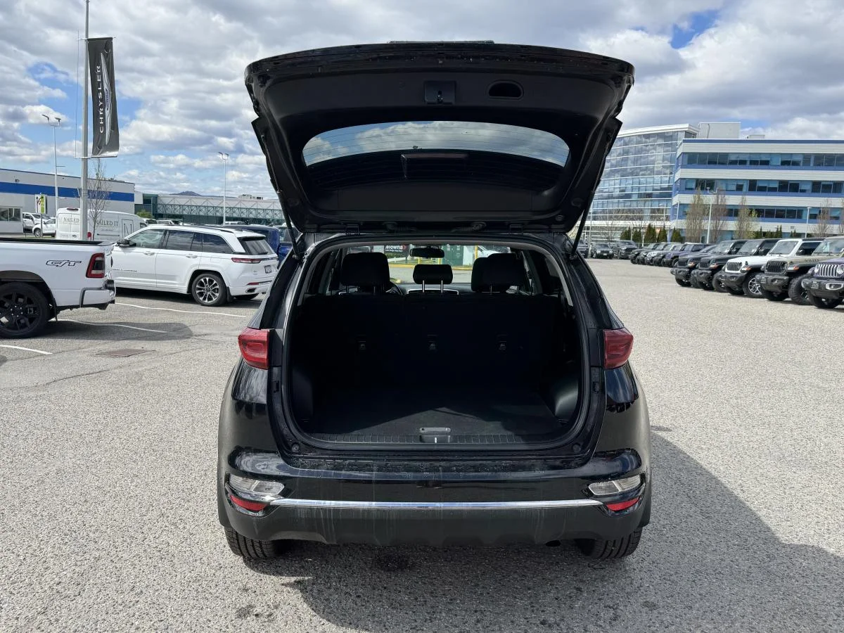 Used 2020 Black Kia Ex S image 8