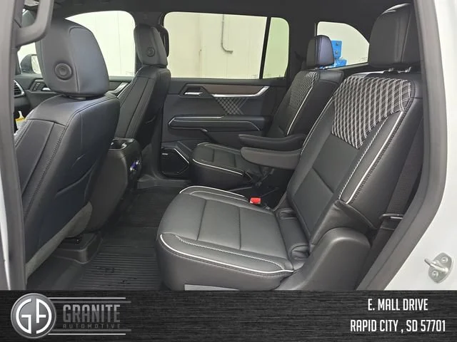 2026 GMC Acadia Denali - Photo 24