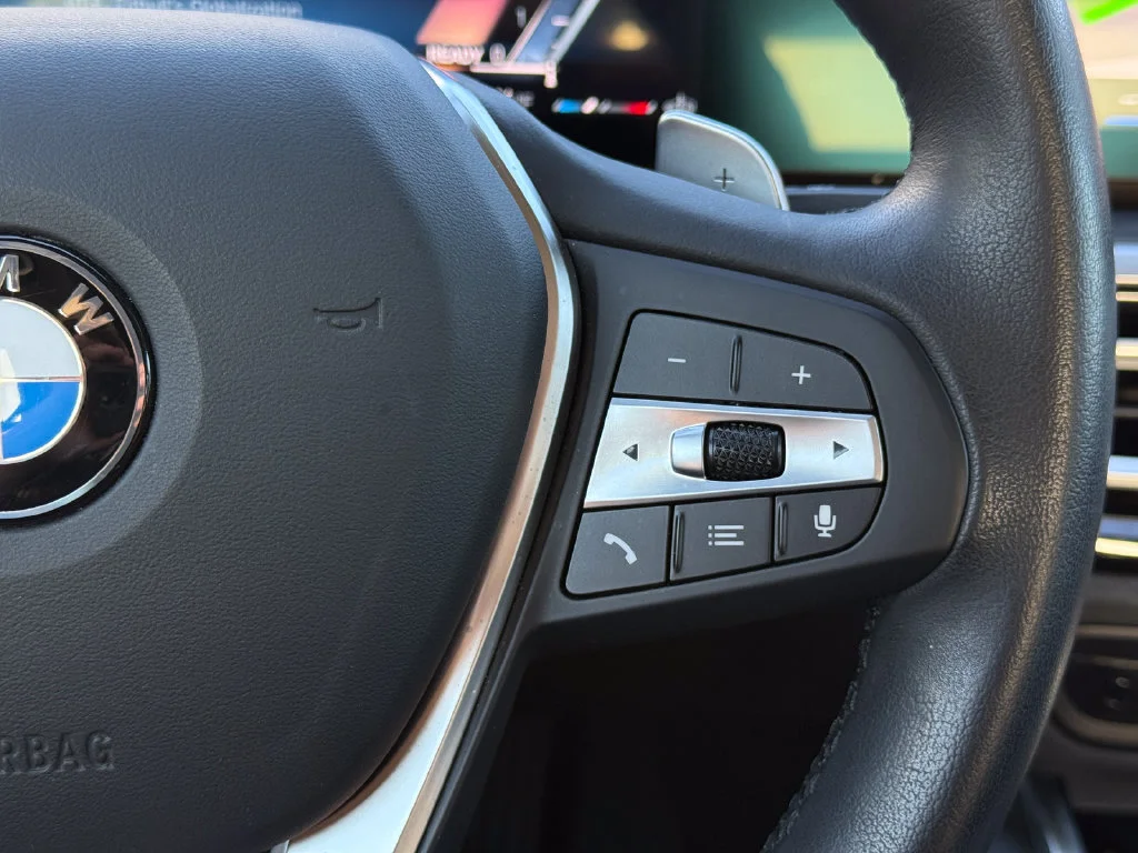 Used 2024  BMW NA image 31