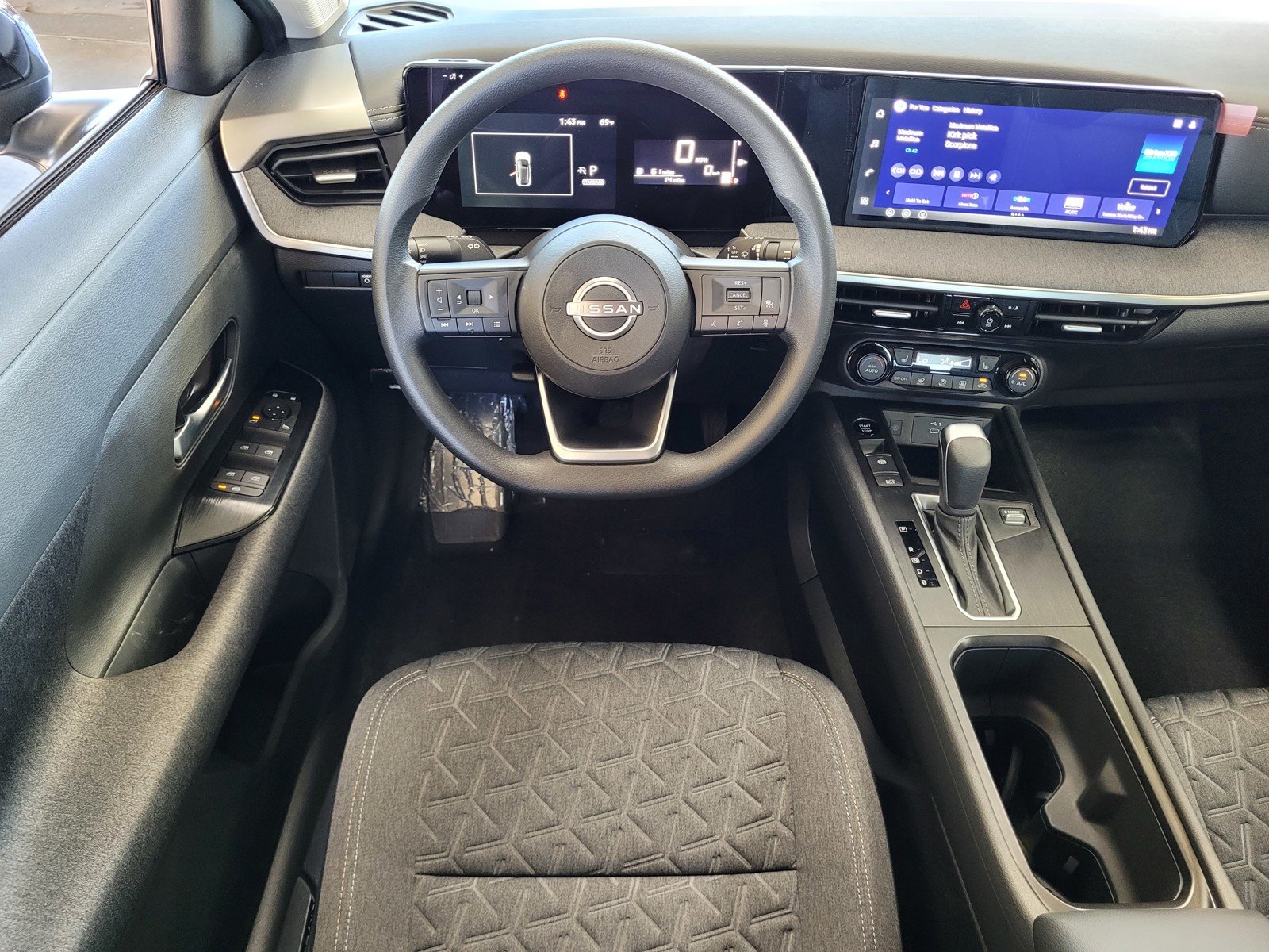 2026 Nissan KICKS SV - Photo 8