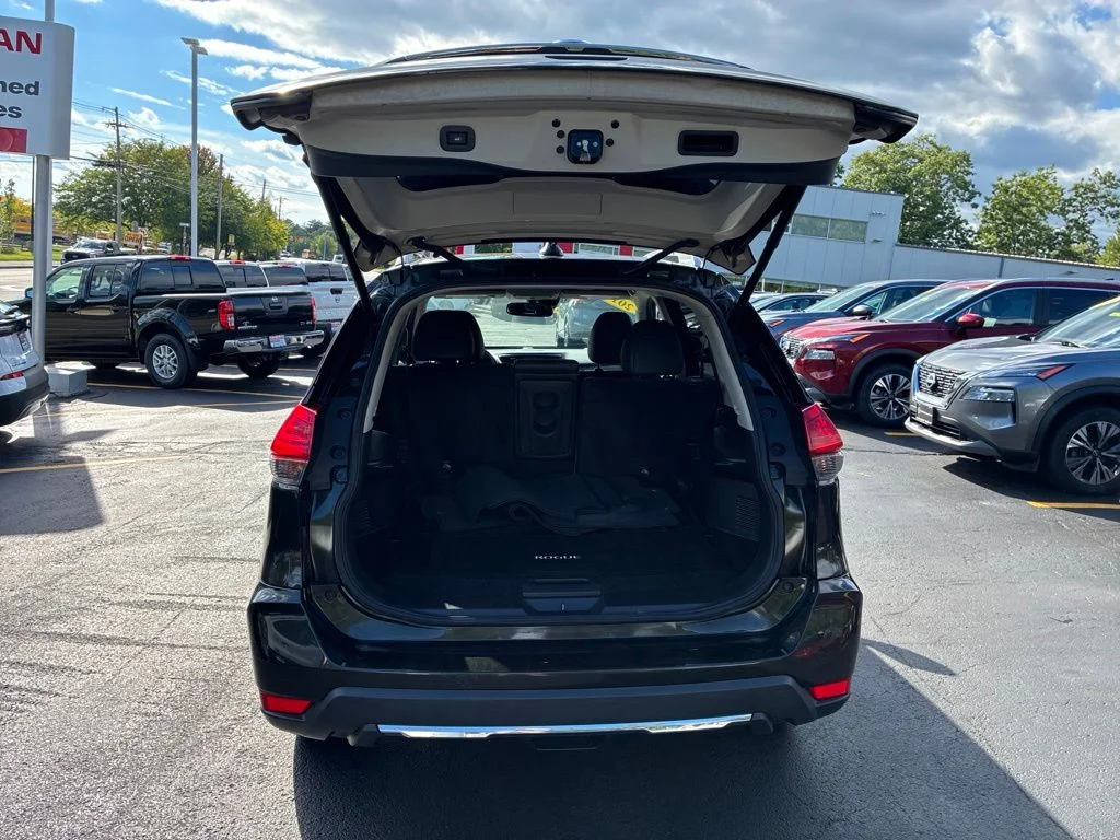 Certified Used 2017 Black Nissan SL image 13
