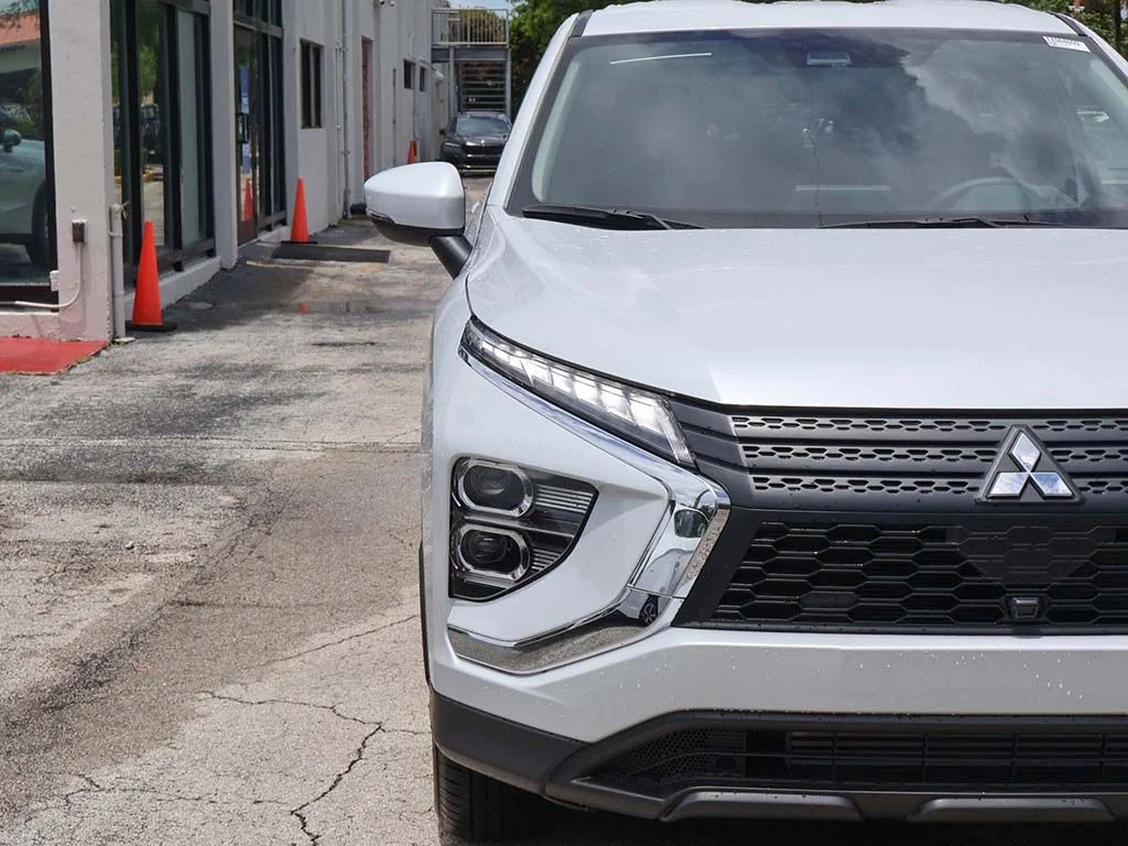 2026 Mitsubishi Eclipse Cross ES - Photo 10