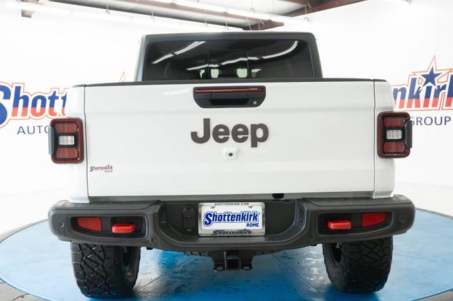 Used 2025 White Jeep Rubicon image 6