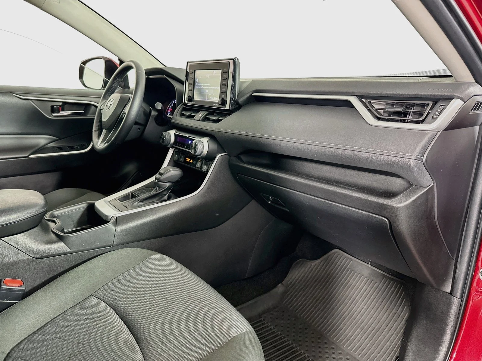Used 2022 Red Toyota XLE image 30