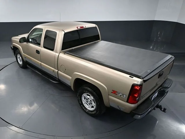 Used 2004 Beige Chevrolet Z71 image 46