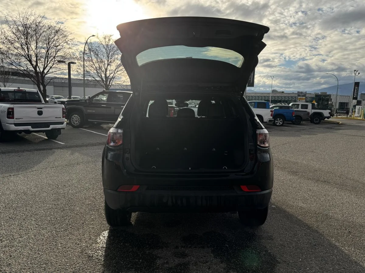 New 2026 Black Jeep North image 7