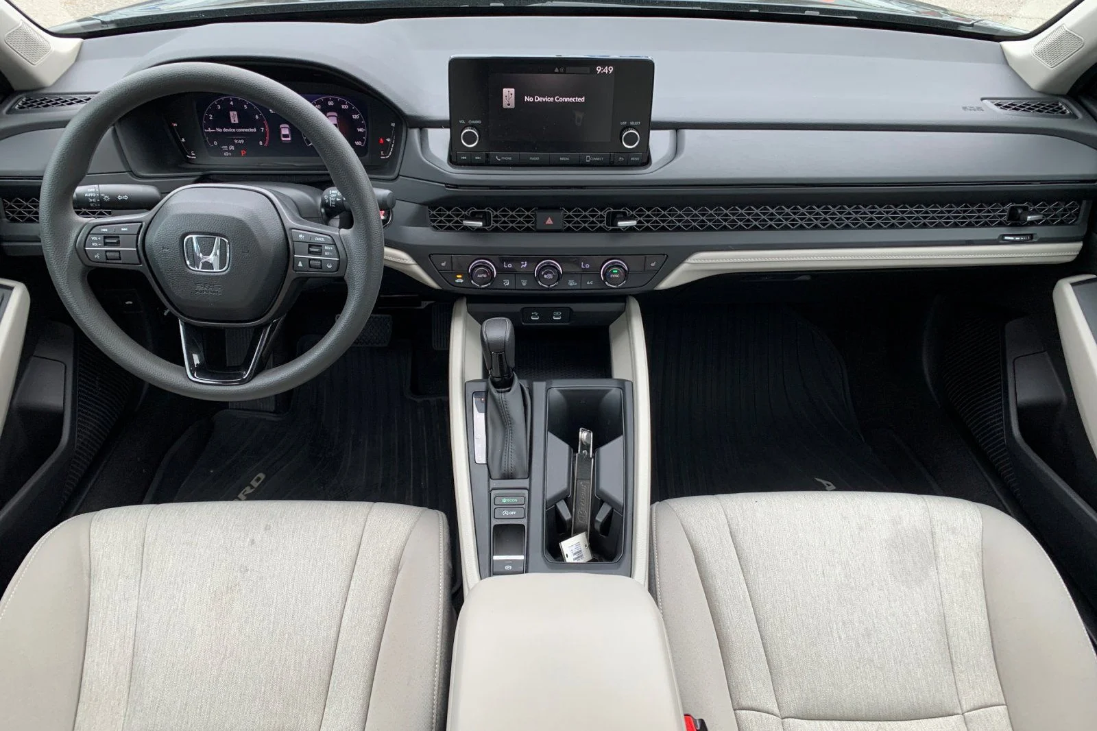 Used 2025 Gray Honda SE image 16