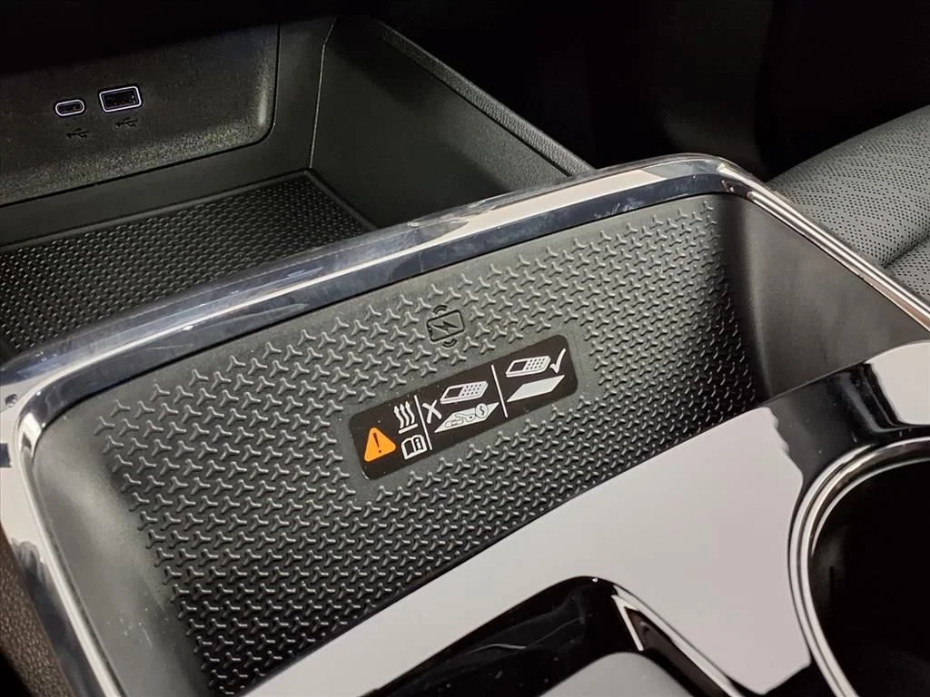 New 2026 Polar White Tricoat Chevrolet RS image 48