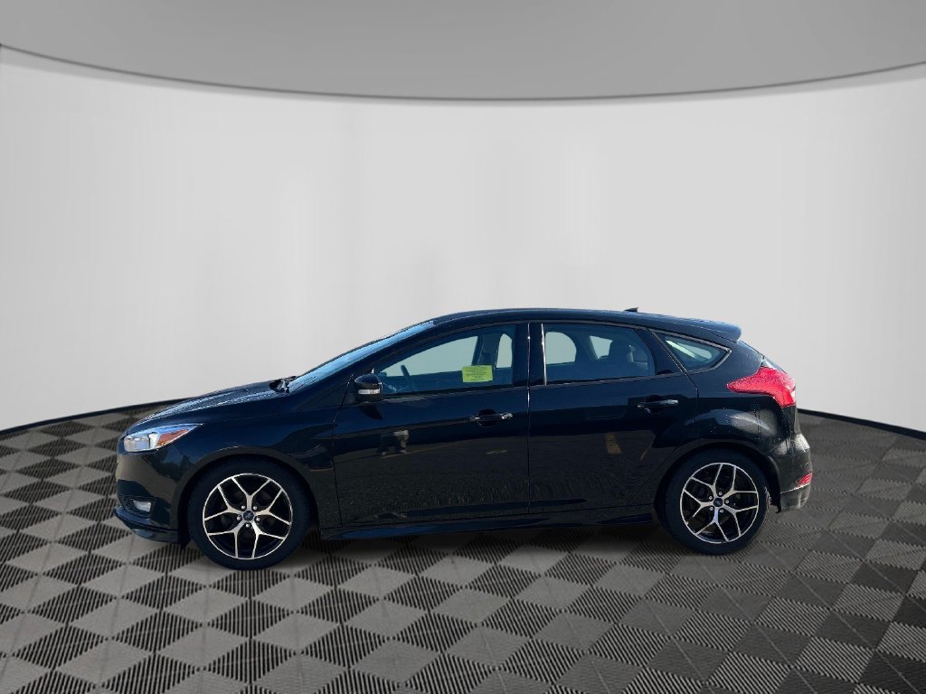 Used 2015 Black Ford SE image 2