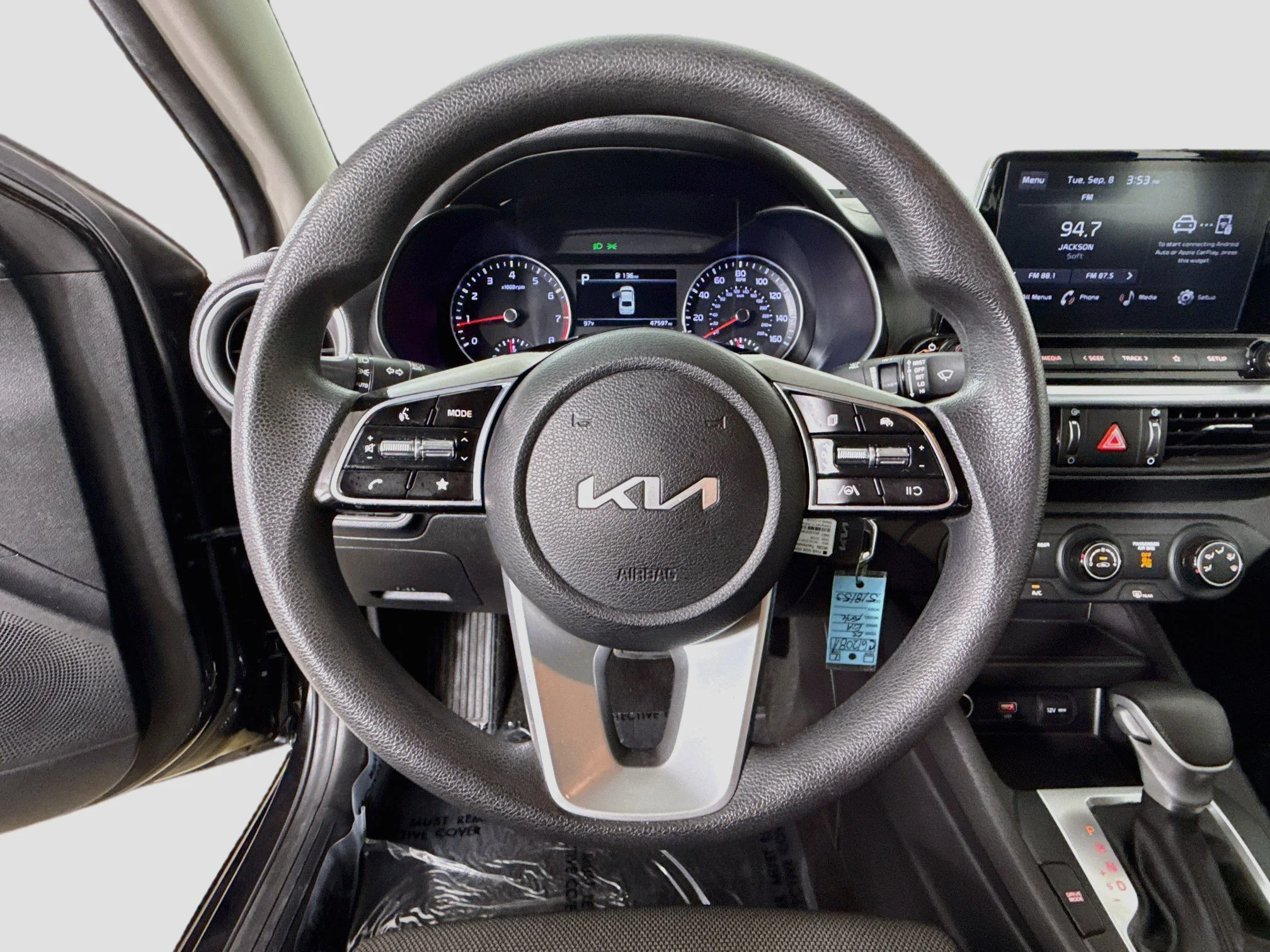 Used 2023 Aurora Black Pearl Kia LXS image 13