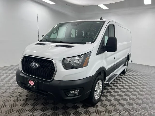 Used 2025 White Ford Base image 2