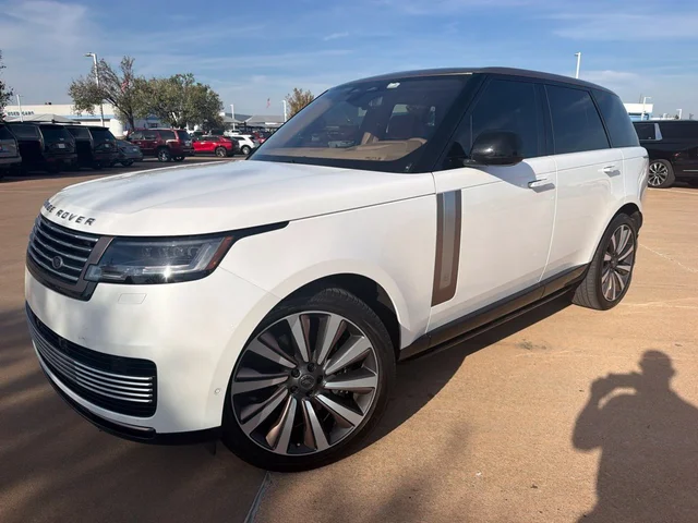 2023 Land Rover Range Rover SV