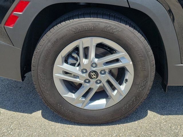 Certified Used 2026 Black Hyundai SE image 5