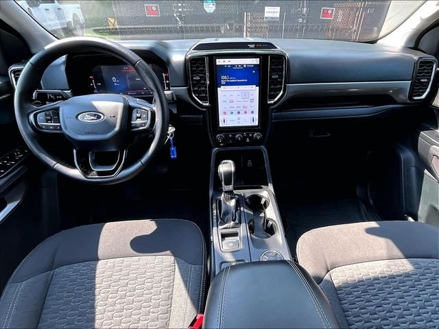 Used 2024 Gray Ford XLT image 16