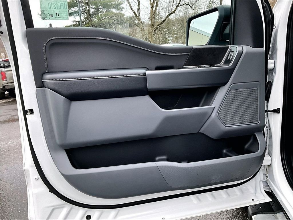 Used 2024 White Ford XLT image 18