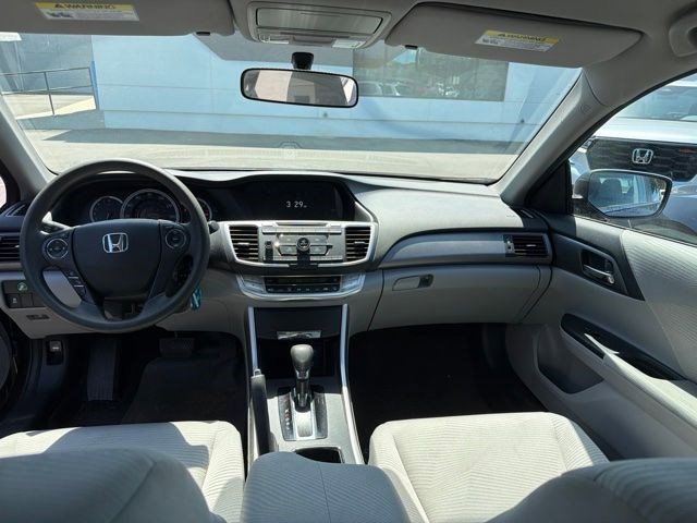 Used 2014 Modern Steel Metallic Honda LX image 8