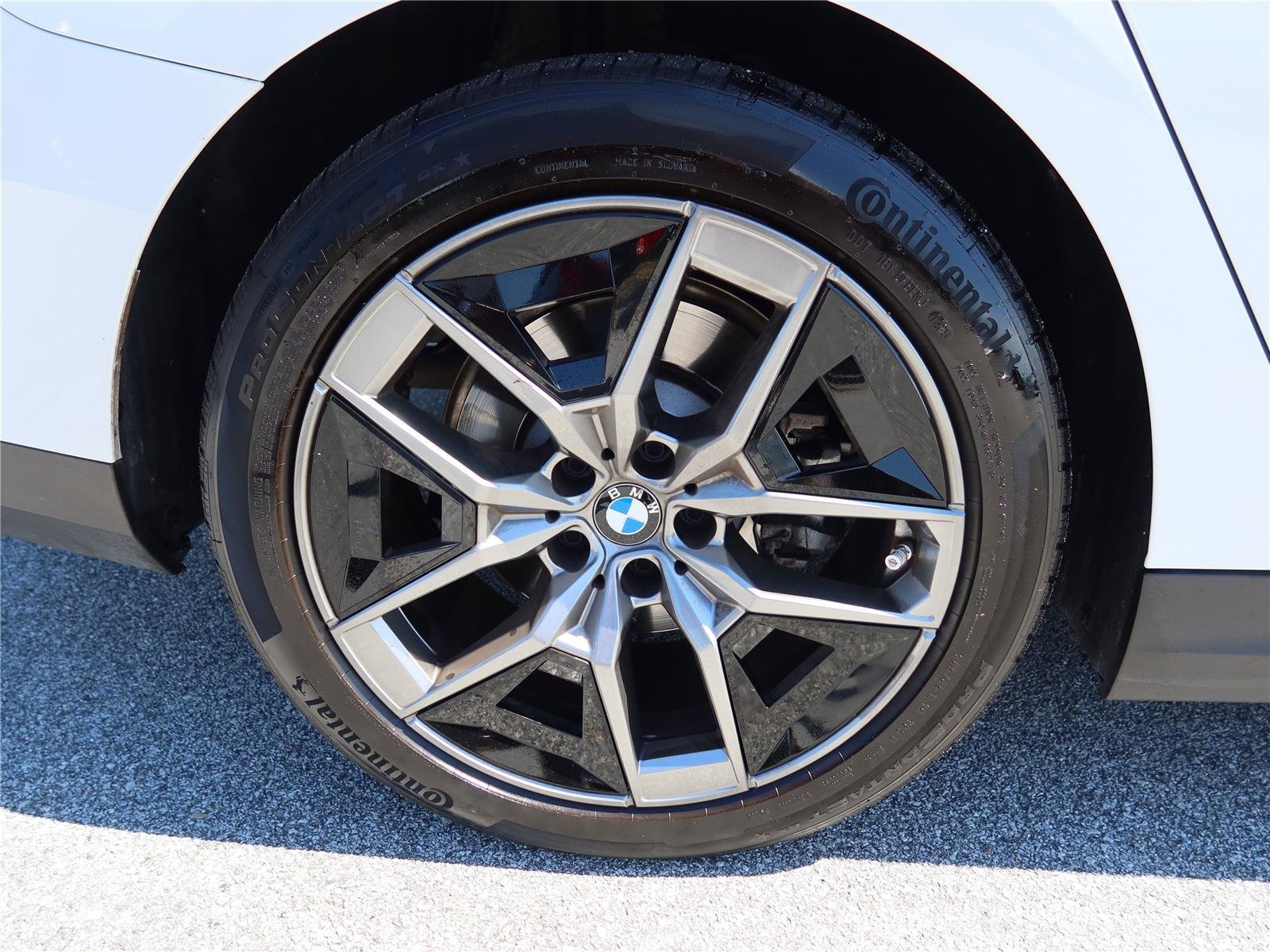 Used 2026 BLACK BMW 530i image 7