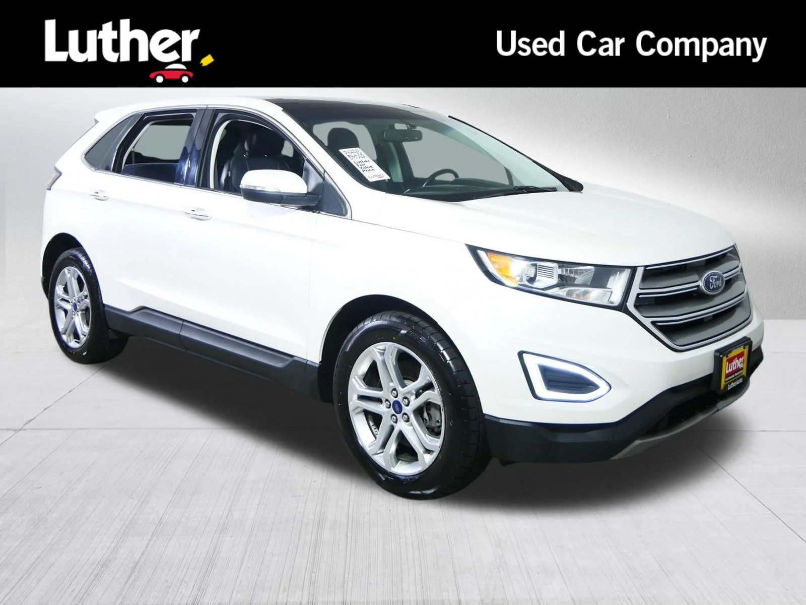Used 2018 White Platinum Metallic Tri-Coat Ford Titanium image 1