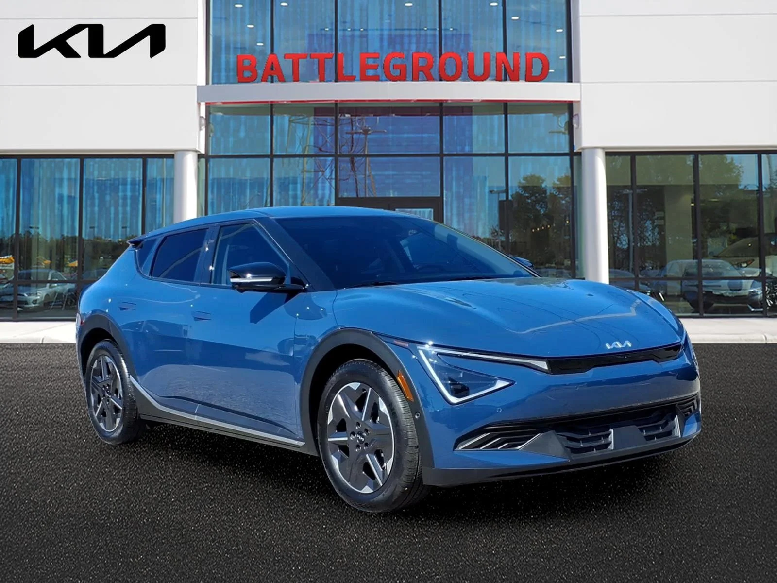 2025 Kia EV6 Light L/R's photo