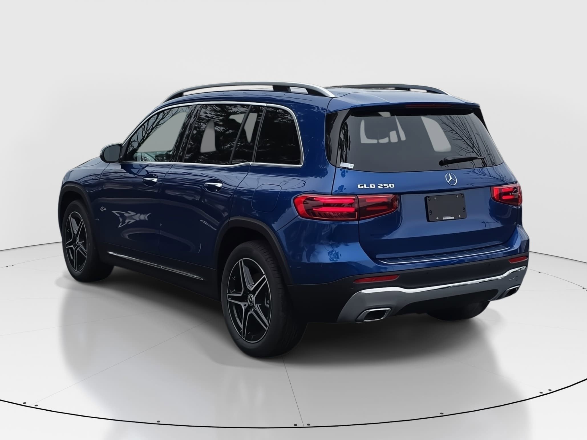 New 2026 Starling Blue Metallic Mercedes-Benz GLB250 image 7