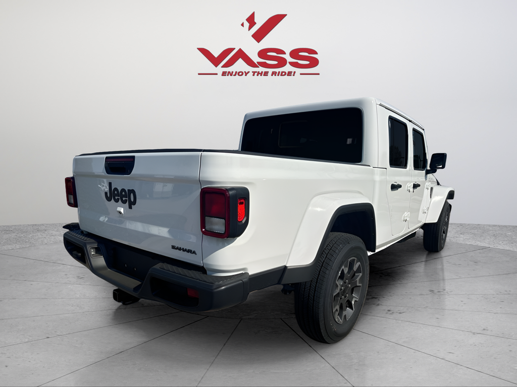 New 2026 Bright White Clear-Coat Exterior Paint Jeep Sahara image 5