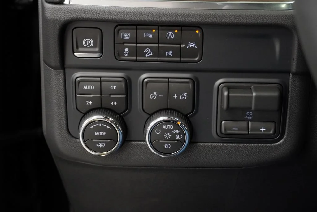 New 2026 Black Chevrolet High Country image 23