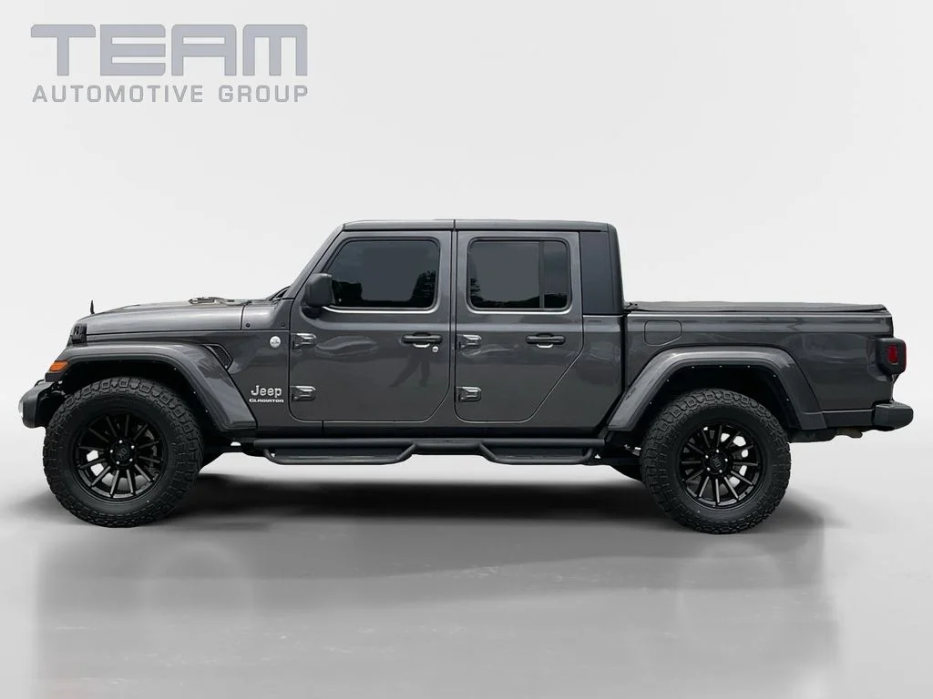 Used 2021 Gray Jeep Overland image 4