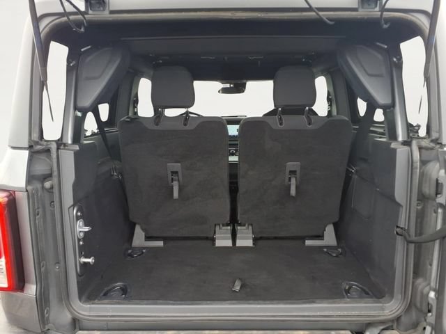 Used 2023  Ford Base image 21