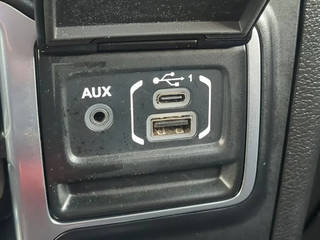 Used 2021 Gray Jeep Rubicon image 26