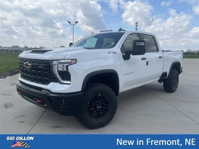 New 2026 Summit White Chevrolet ZR2 image 1