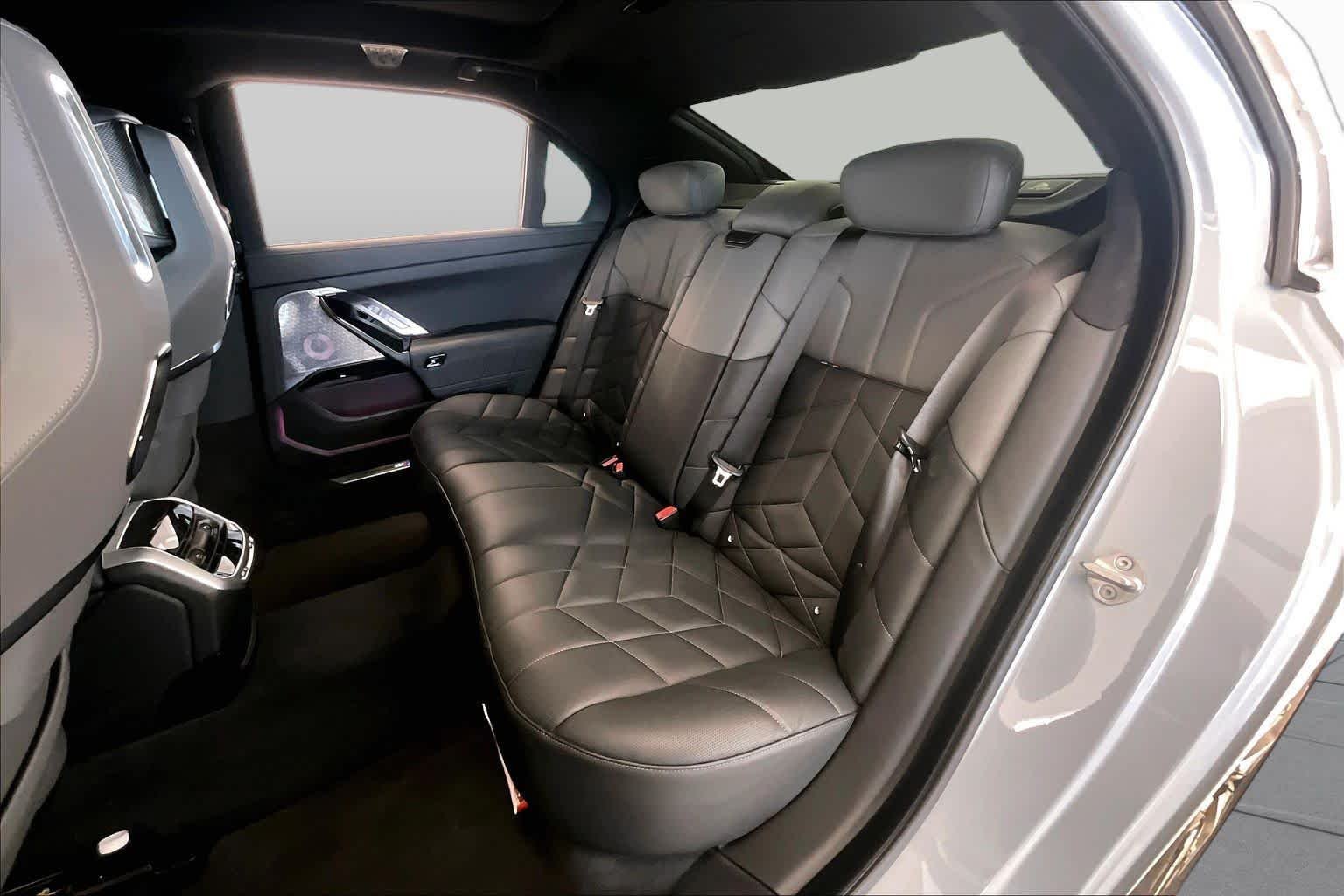 Used 2024 Brooklyn Grey Metallic BMW 760i xDrive image 18