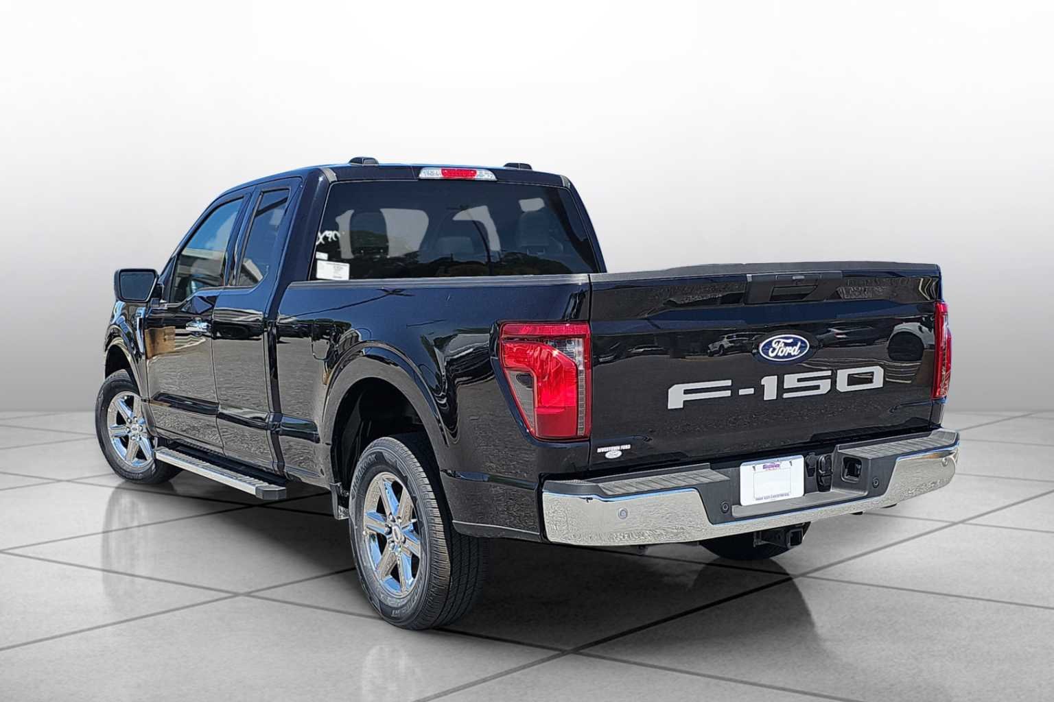 2025 Ford F-150 XLT - Photo 15