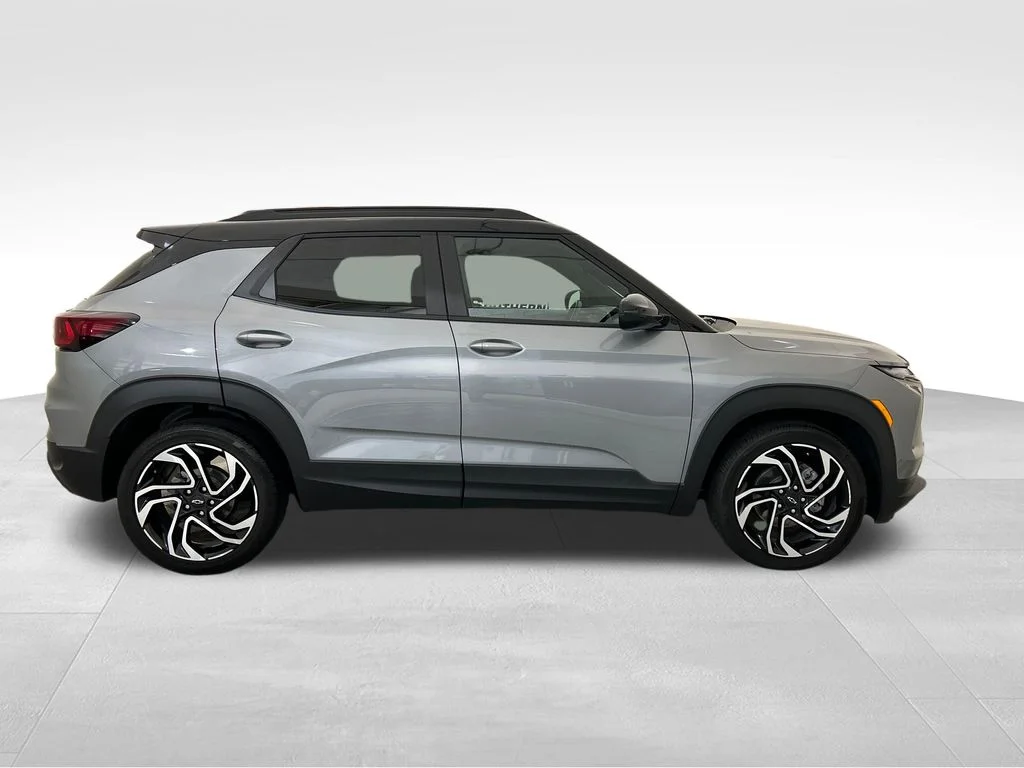 Used 2024 Gray Chevrolet RS image 6