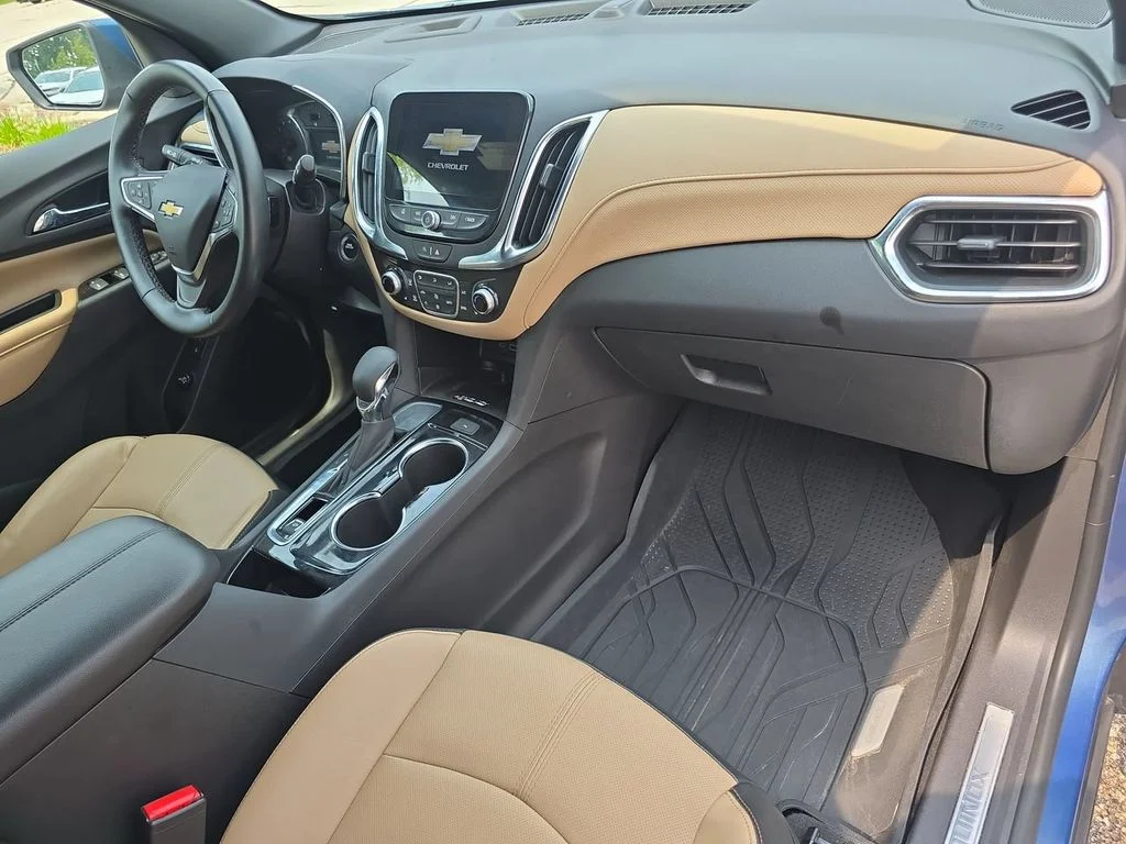 Used 2024 Blue Chevrolet Premier image 30