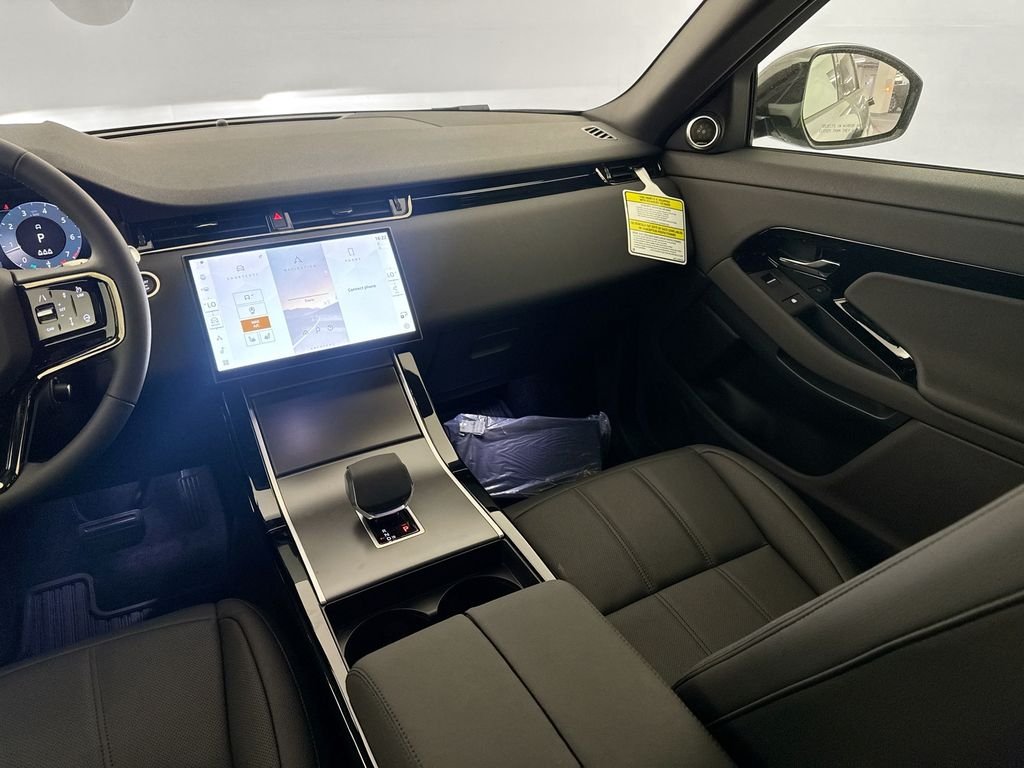 New 2026 Eiger Grey Land Rover Core S image 23