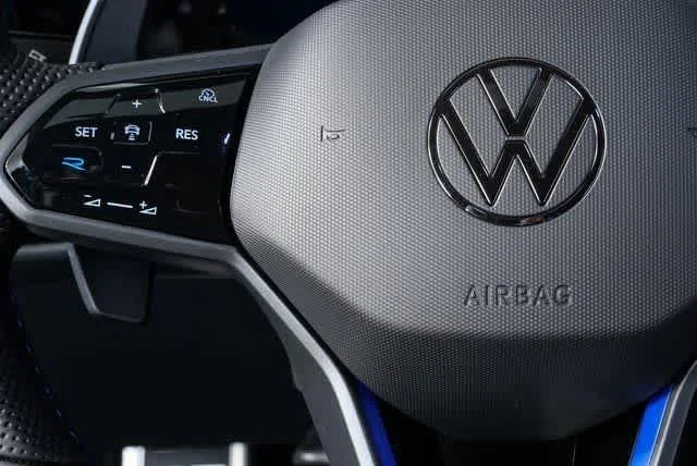 New 2026 Pure White Volkswagen  image 10