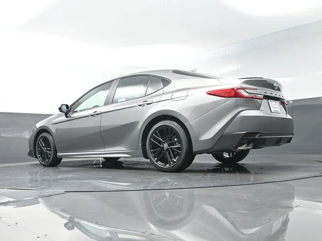 Used 2026  Toyota SE image 34