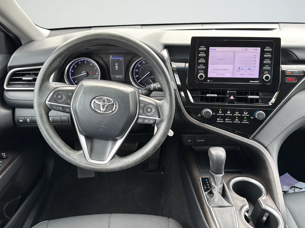 Used 2021 Gray Toyota LE image 11