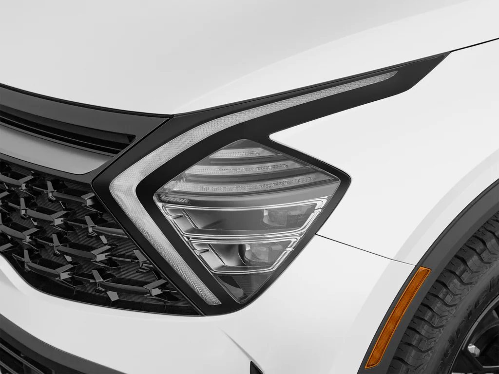 Used 2023 White Kia EX image 15