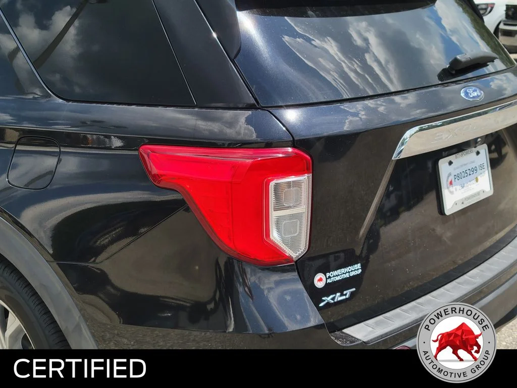 Used 2021 Black Ford XLT image 12