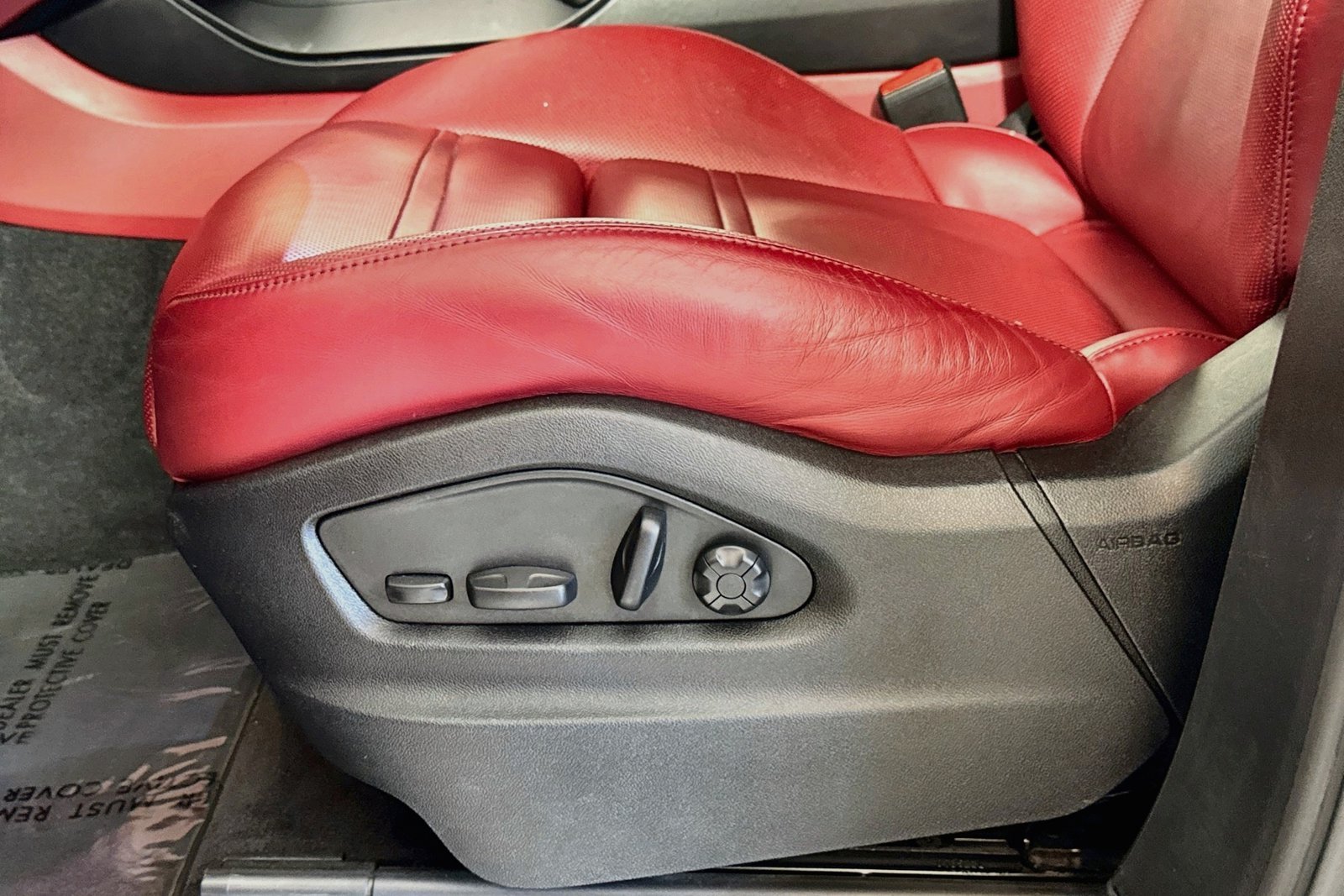 Used 2023 Black Porsche  image 19