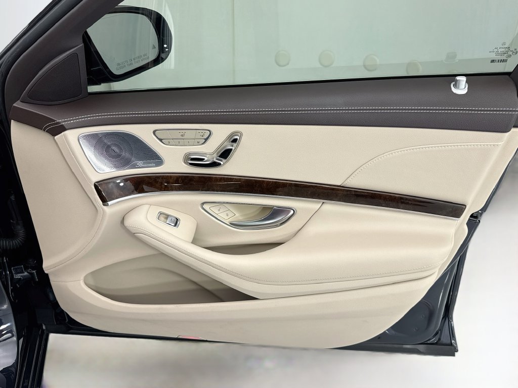 Used 2018  Mercedes-Benz S 450 image 24