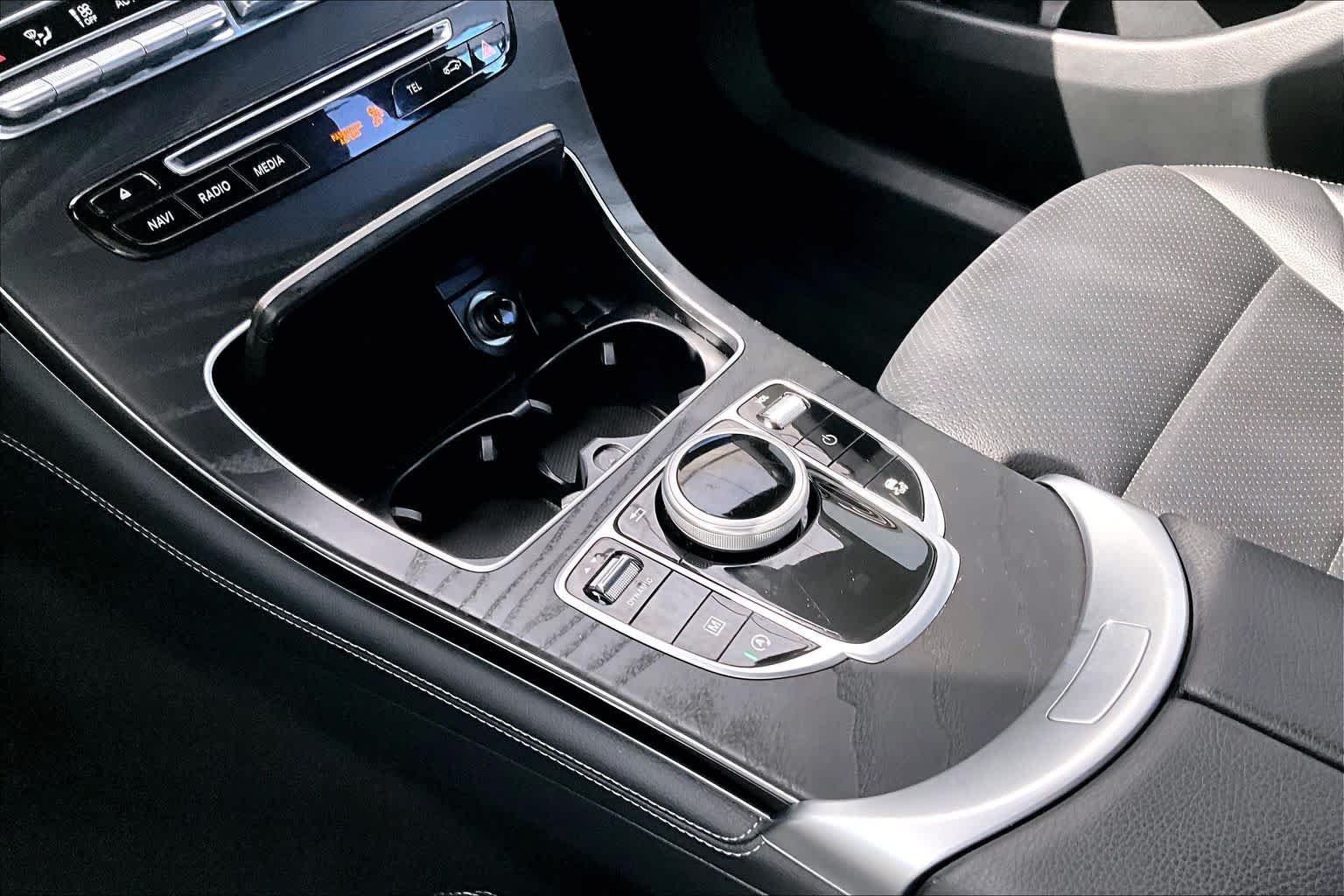 Used 2018 Black Mercedes-Benz GLC 300 image 17