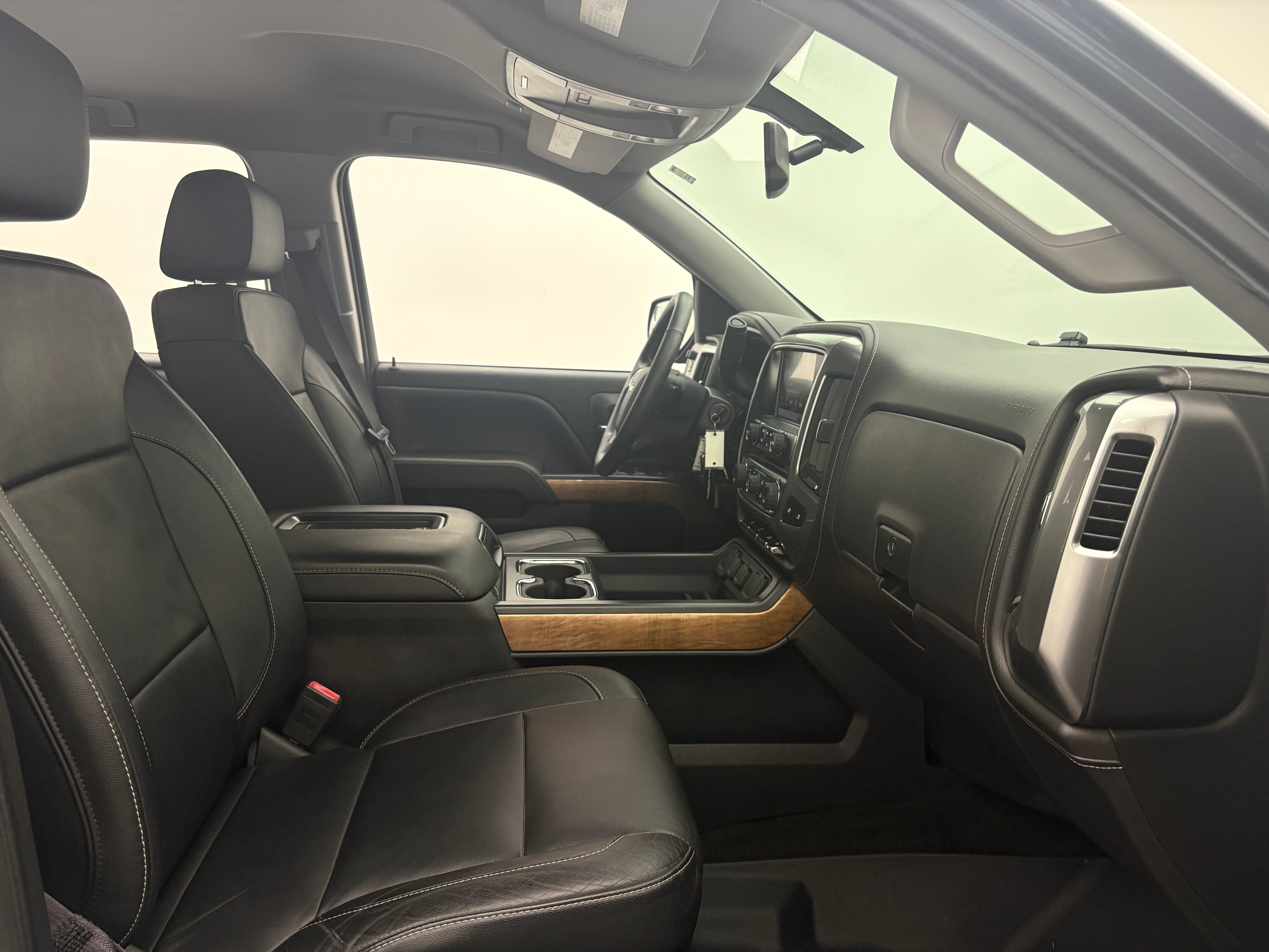 Used 2017 Graphite Metallic Chevrolet LTZ image 29